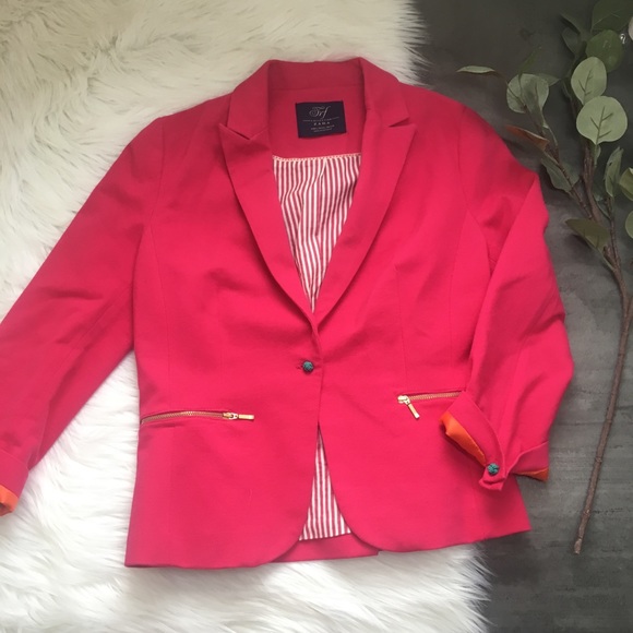 Zara Jackets & Blazers - Zara TRF Collection Pink Blazer